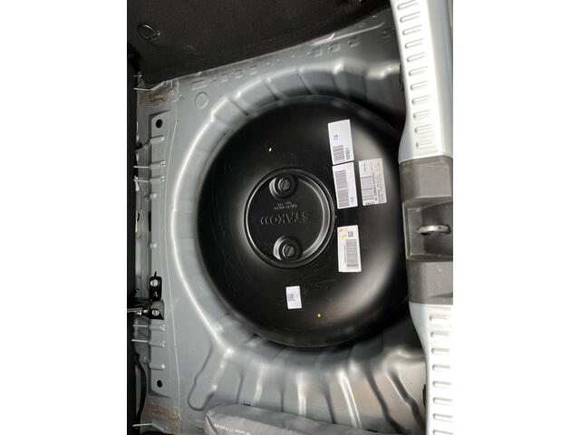 Dacia SANDERO Stepway 1.0 TCe 100 Bi-Fuel Comfort / PARKEERSENSOREN / TREKHAAK / APPLE CARPLAY / ANDROID AUTO