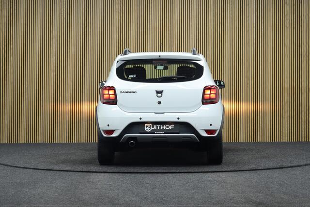 Dacia SANDERO 0.9 TCe SL Stepway | Cruise-control | Navigatie | Parkeersensoren Achter | All-season Banden | LM Velgen | Airco