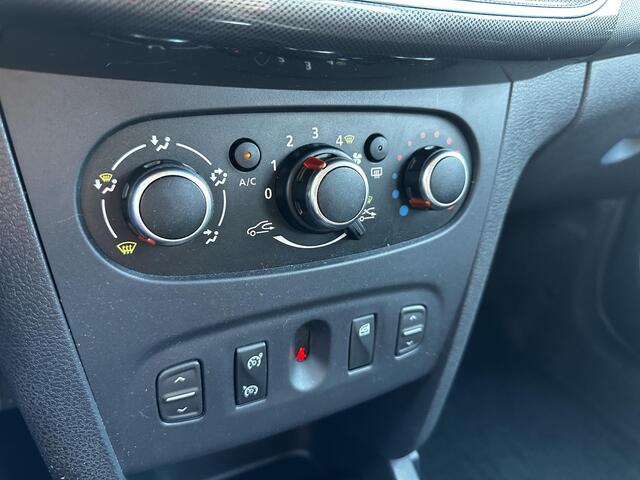 Dacia SANDERO 0.9 TCe SL Stepway Automaat | Navi | Cruise | PDC