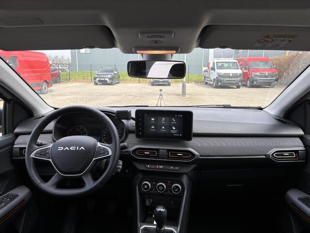 Dacia SANDERO Stepway 1.0 TCe 110 Expression | Schuif / Open dak | Camera | Navigatie |