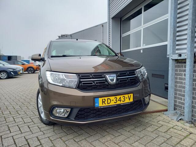Dacia SANDERO 0.9 TCe AUTOMAAT Laureate - AIRCO - TREKHAAK - CRUISE - BLUETOOTH