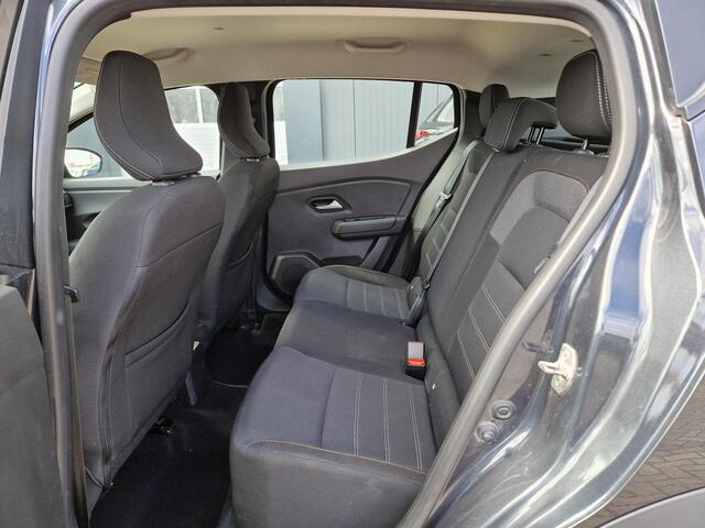 Dacia SANDERO Stepway 1.0 TCe 90 Comfort | Navigatie | Achteruitrijcamera | Climate Control |
