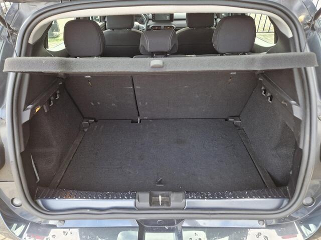 Dacia SANDERO Stepway 1.0 TCe 90 Comfort | Navigatie | Achteruitrijcamera | Climate Control |