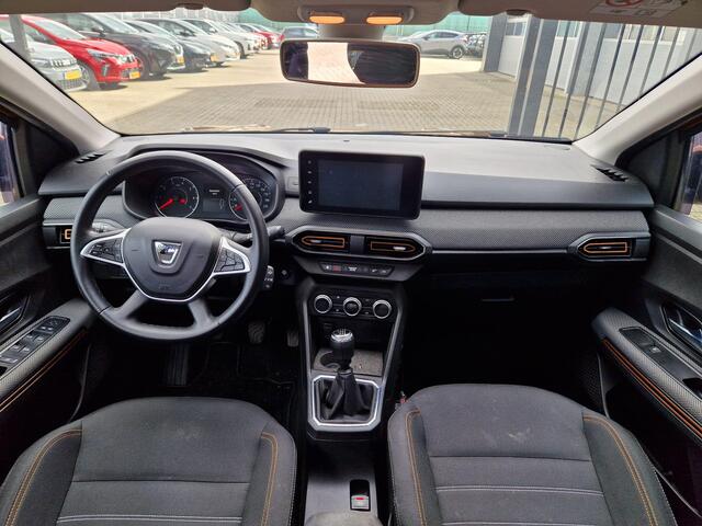 Dacia SANDERO Stepway 1.0 TCe 100 Bi-Fuel Comfort | Apple CarPlay / Android Auto navigatie | Trekhaak | Achteruitrijcamera |