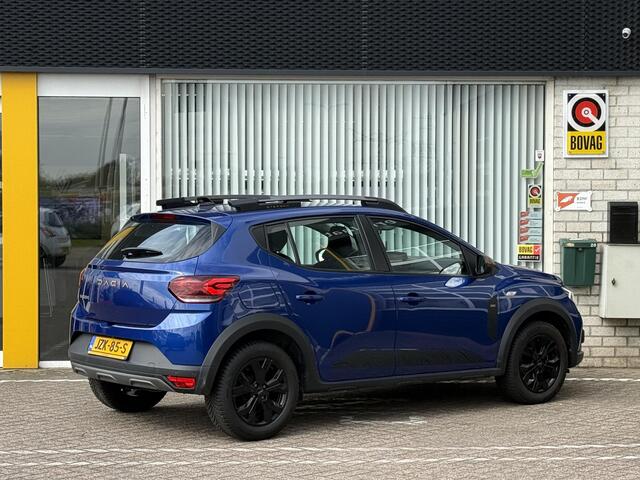 Dacia SANDERO 1.0 TCe 90 Comfort | Navigatie | Achteruitrijcamera | Climate Control | Stoelverwarming | Dodehoek detectie | LED | DAB | Cruise Control | Lichtmetaal |