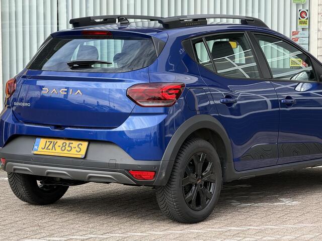 Dacia SANDERO 1.0 TCe 90 Comfort | Navigatie | Achteruitrijcamera | Climate Control | Stoelverwarming | Dodehoek detectie | LED | DAB | Cruise Control | Lichtmetaal |