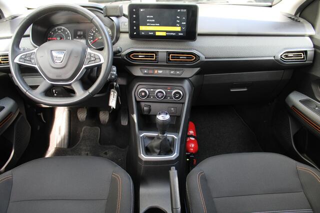 Dacia SANDERO Stepway 1.0 TCe 90 Comfort | Achteruitrijcamera | Schuif kantel dak | Navigatie | Trekhaak |