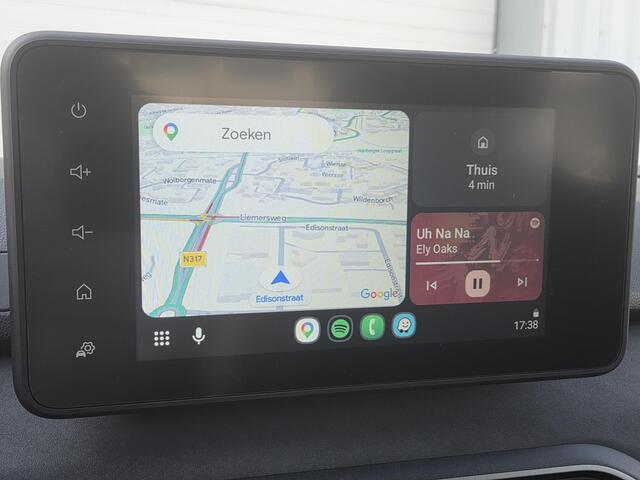 Dacia SANDERO Stepway 1.0 TCe 100 ECO-G Extreme / Dodehoekdetectie / Sensoren Voor & Achter / Achteruitrijcamera / Apple Carplay / Android Auto / Navigatie /