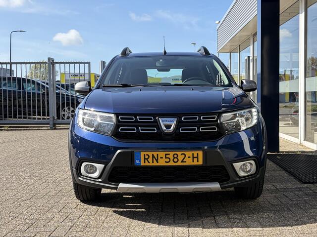 Dacia SANDERO 0.9 TCe Bi-Fuel SL Stepway / NL-Auto / 1e-Eigenaar / Cruise-Control / Trekhaak / Airco / Camera / DAB Radio-Bluetooth / Elektr.-Pakket / PDC-Achter / 16'' LMV / ENZ.