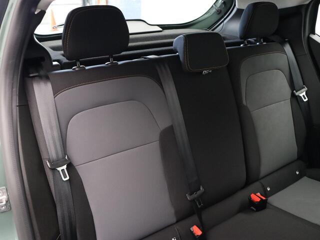 Dacia SANDERO Stepway TCe 100pk ECO-G Extreme | Achteruitrijcamera | Parkeersensoren achter | Apple Carplay / Android auto | Trekhaak | Climate control | Cruise control |