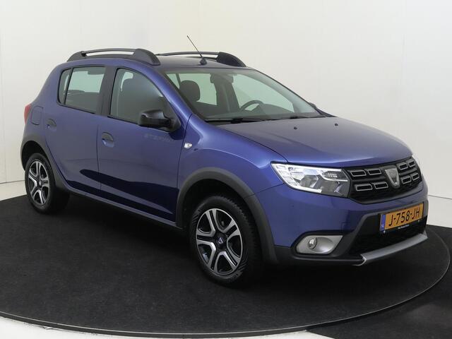 Dacia SANDERO 1.0 TCe 100 PK Stepway Serie Limitee 15th Anniv. | airco automatisch | Apple Carplay/Android Auto | cruise control | navigatiesysteem full map |