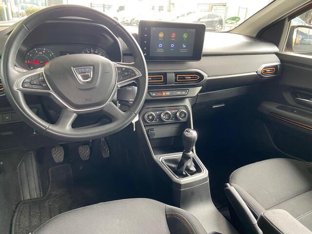 Dacia SANDERO Stepway 1.0 TCe 100 Bi-Fuel Comfort / LPG / APPLE & ANDROID CARPLAY / CLIMATE CONTROL /