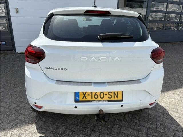 Dacia SANDERO 1.0 TCe 100 PK ECO-G Expression | Trekhaak | Parkeersensoren achter | Apple car Play | Lage km stand |