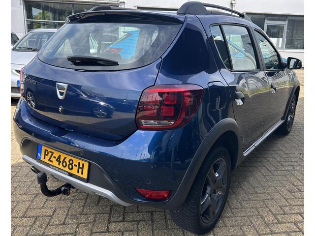 Dacia SANDERO 0.9 TCe SL Stepway 90PK | 1e Eigenaar! | Volledige Onderhoudshistorie | Nette Staat | NL AUTO | Trekhaak | Parkeersensoren | Airco | Cruise Control | 2 Sleutels |