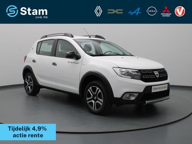 Dacia SANDERO TCe Bi-Fuel Stepway Serie Limitee 15th Anniv. 100pk Camera | Cruise | Navi | Parkeersens. achter | Trekhaak afneembaar.