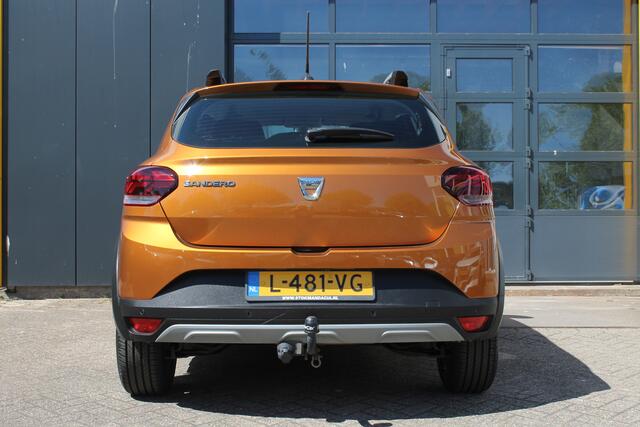 Dacia SANDERO Stepway 1.0 TCe 90 Comfort | Navigatie | Climate Control | Cruise | Sensoren en camera | Trekhaak
