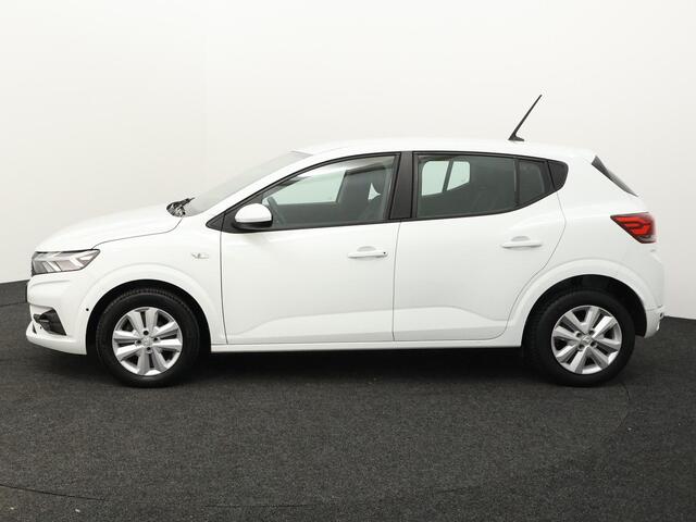 Dacia SANDERO 1.0 TCe 100 Bi-Fuel Comfort | 1E EIGENAAR | APPLE & ANDROID CARPLAY | PARKEERSENSOREN VOOR & ACHTER | DEALERONDERHOUDEN |