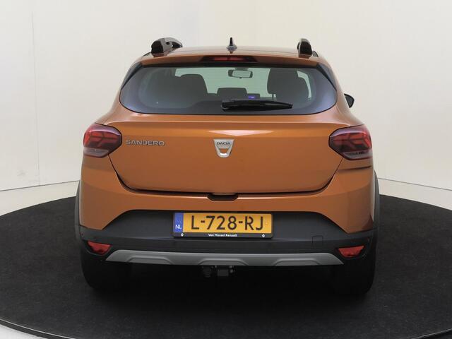 Dacia SANDERO Stepway 1.0 TCe 100 Bi-Fuel Comfort | Parkeersensoren Voor + Achter | Parkeer Camera | Navigatie | Airco | Cruise Control