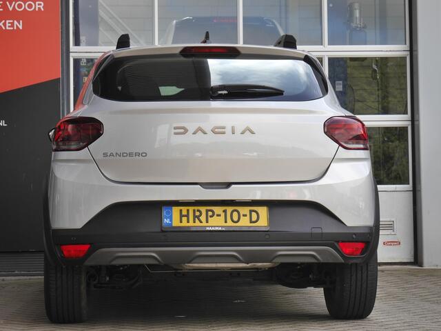 Dacia SANDERO Stepway 1.0 TCe 90 Comfort | Automaat | Navigatie | Camera achter | Parkeersensoren voor en achter | Keyless entry en start | Lichtmetalen velgen | Airco | Dakrails | Led verlichting