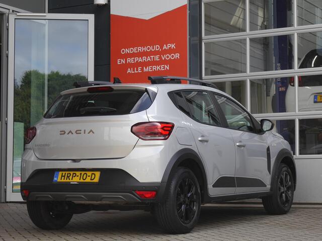 Dacia SANDERO Stepway 1.0 TCe 90 Comfort | Automaat | Navigatie | Camera achter | Parkeersensoren voor en achter | Keyless entry en start | Lichtmetalen velgen | Airco | Dakrails | Led verlichting