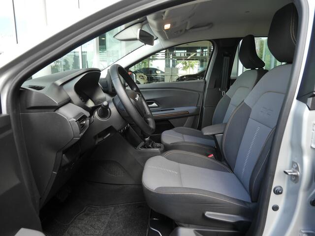 Dacia SANDERO Stepway 1.0 TCe 90 Comfort | Automaat | Navigatie | Camera achter | Parkeersensoren voor en achter | Keyless entry en start | Lichtmetalen velgen | Airco | Dakrails | Led verlichting