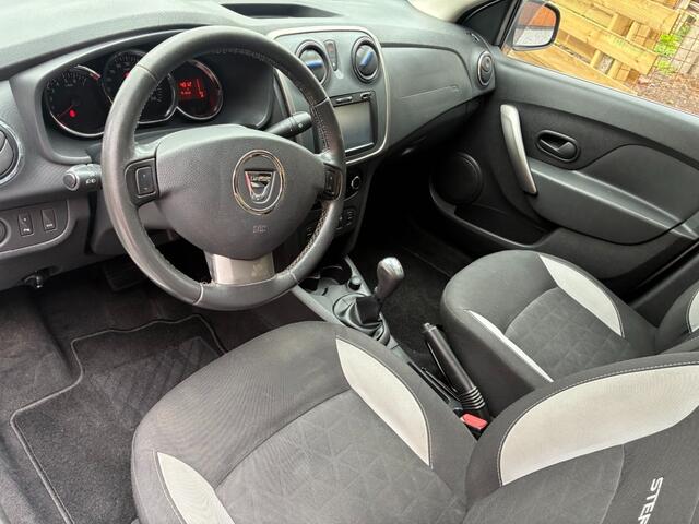 Dacia SANDERO 0.9 TCe Easy-R Stepway Laureate