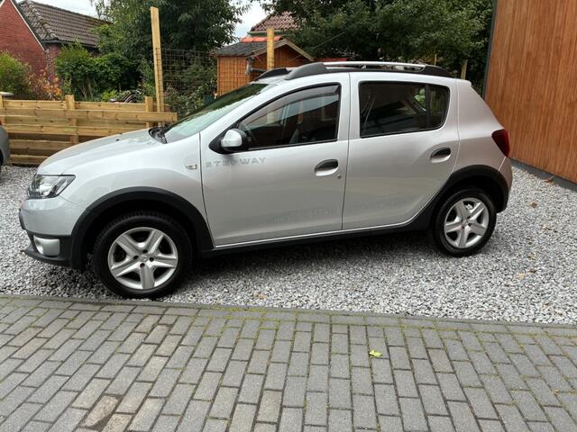 Dacia SANDERO 0.9 TCe Easy-R Stepway Laureate