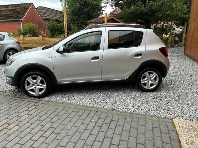 Dacia SANDERO 0.9 TCe Easy-R Stepway Laureate