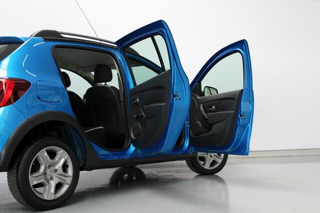 Dacia SANDERO Stepway 0.9 TCe 90PK, RIJKLAAR | AIRCO | ELEC-RAMEN | PARKEERSENSOREN | CRUISE CONTROLE