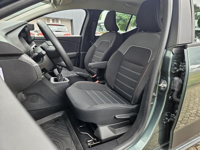 Dacia SANDERO Stepway 1.0 110PK Expression / 1e Eigenaar / Dealer Onderhouden / Achteruitrijcamera / Climate Control / Apple Carplay & Android Auto / Cruise Control / Dode Hoek Detectie /