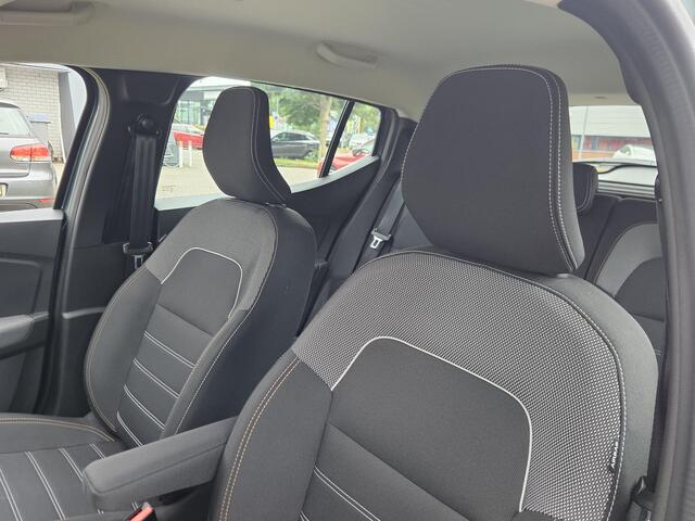 Dacia SANDERO Stepway 1.0 110PK Expression / 1e Eigenaar / Dealer Onderhouden / Achteruitrijcamera / Climate Control / Apple Carplay & Android Auto / Cruise Control / Dode Hoek Detectie /