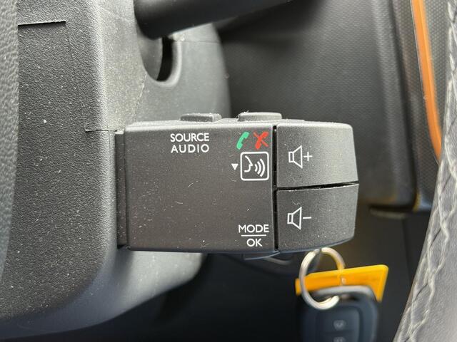 Dacia SANDERO 0.9 TCe SL Stepway / Automaat / Navigatie / Camera / Airco / Cruise Control / NAP / DAB / Weinig Kilometers!