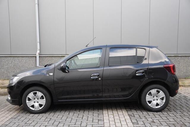 Dacia SANDERO 0.9 TCe Laureate | RIJKLAARPRIJS!! | Dealer onderhouden & NL-auto | Trekhaak |