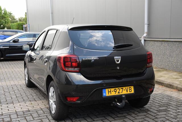 Dacia SANDERO 0.9 TCe Laureate | RIJKLAARPRIJS!! | Dealer onderhouden & NL-auto | Trekhaak |
