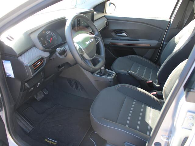Dacia SANDERO Stepway 1.0 TCe 90 Extreme | AUTOMAAT | APPLE CARPLAY | NAVIGATIE | DODE HOEK DETECTIE |