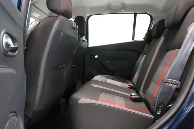 Dacia SANDERO 0.9 TCe Tech Road | Camera | Climate control | Navigatie | Trekhaak | Cruise control |
