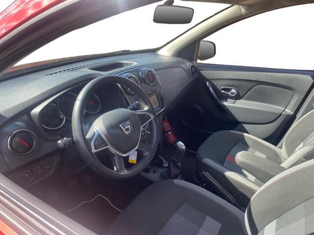 Dacia SANDERO 0.9 TCe Tech Road Navi | Camera | Trekhaak | Cruise | Etc.