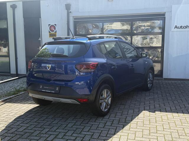 Dacia SANDERO Stepway 1.0 TCe 90 Comfort Automaat | 30.840 km | Camera | CarPlay | Stoelverwarming ?