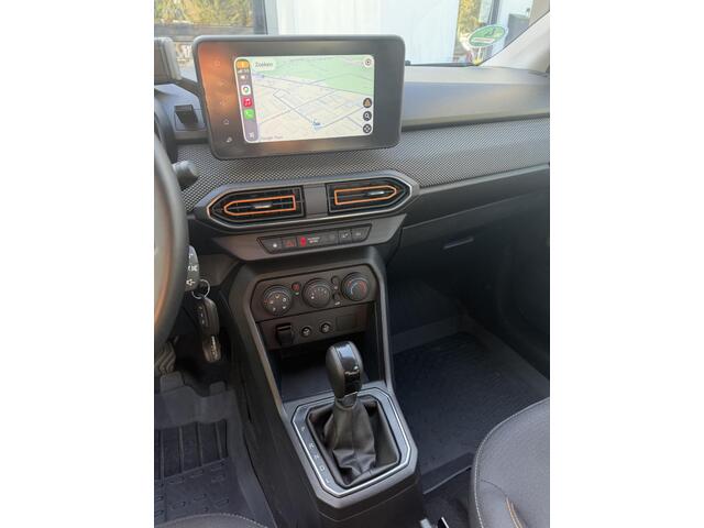 Dacia SANDERO Stepway 1.0 TCe 90 Comfort Automaat | 30.840 km | Camera | CarPlay | Stoelverwarming ?