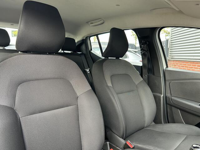 Dacia SANDERO 1.0 TCe 90 Essential | Airco | Lage kmstand | Cruise control | Goed onderhouden | Nette auto |