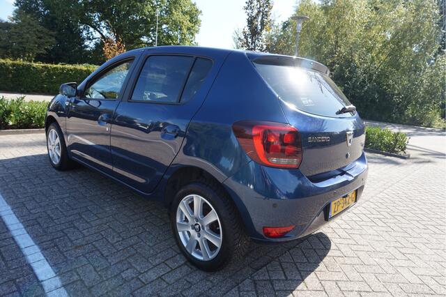 Dacia SANDERO 1.0 SCe Laureate navi, camera.