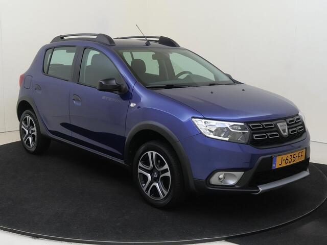 Dacia SANDERO 0.9 TCe Easy-R Stepway Serie Limitee 15th Anniv. | airco automatisch | Apple Carplay/Android | cruise control | navigatiesysteem full map |