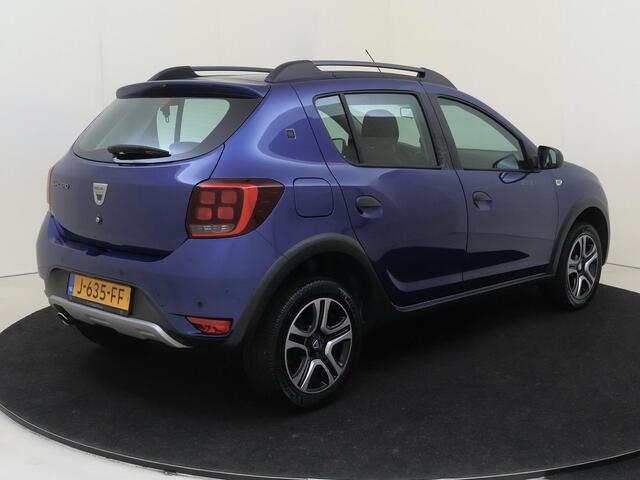 Dacia SANDERO 0.9 TCe Easy-R Stepway Serie Limitee 15th Anniv. | airco automatisch | Apple Carplay/Android | cruise control | navigatiesysteem full map |