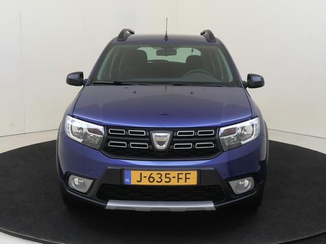 Dacia SANDERO 0.9 TCe Easy-R Stepway Serie Limitee 15th Anniv. | airco automatisch | Apple Carplay/Android | cruise control | navigatiesysteem full map |