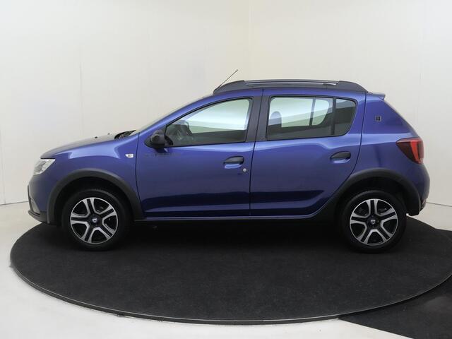 Dacia SANDERO 0.9 TCe Easy-R Stepway Serie Limitee 15th Anniv. | airco automatisch | Apple Carplay/Android | cruise control | navigatiesysteem full map |