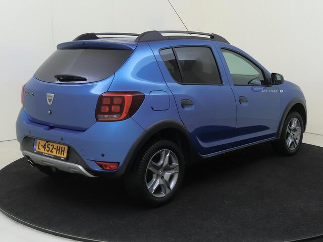 Dacia SANDERO TCe90 Tech Road | Navigatie | Parkeersensoren | Trehaak |