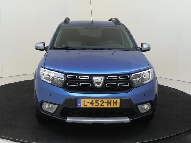 Dacia SANDERO TCe90 Tech Road | Navigatie | Parkeersensoren | Trehaak |