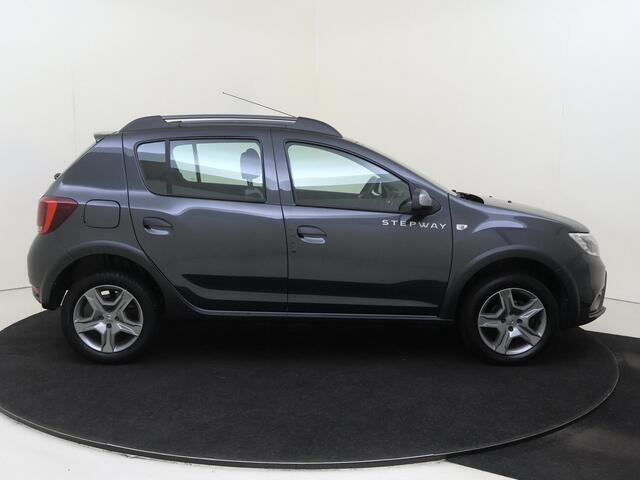 Dacia SANDERO 0.9 TCe SL Stepway | airco | cruise control | navigatiesysteem full map |
