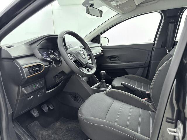 Dacia SANDERO 1.0 TCe ECO-G Essential 100PK | Trekhaak | Parkeersensoren | Cruise Control | Airconditioning