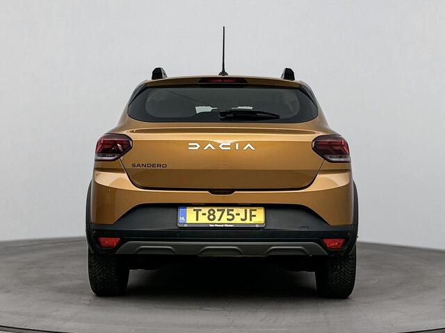 Dacia SANDERO Stepway 1.0 TCe ECO-G Expression 100PK | Navigatie | Achteruitrijcamera | Dodehoekdetectie | Keyless | Climate Control | Lichtmetalen Velgen | BTW Auto | Apple CarPlay & Android Auto